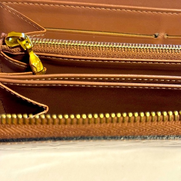 Louis Vuitton Vernis Excellent LV Wallet - Picture 11 of 11